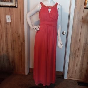 Enfocus Studio Long Beautiful Coral Dress Embellishments Along Top Size 6